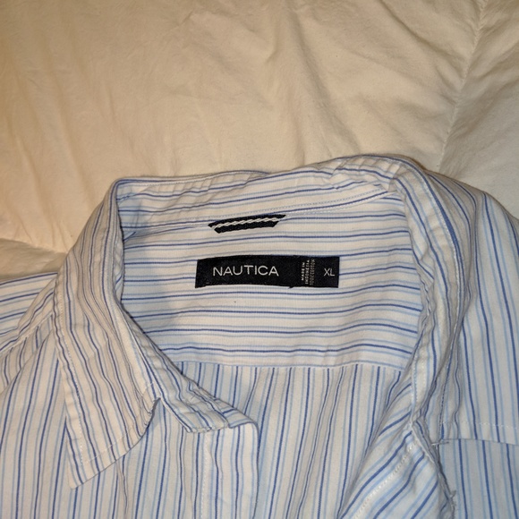 Nautica Mens button up - Picture 2 of 2